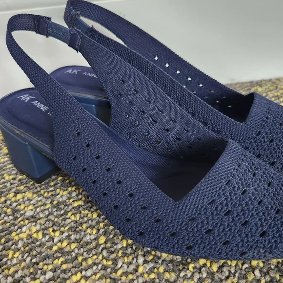 Anne Klein Navy Knit Slingback Heels Size 7 - Picture 13 of 14